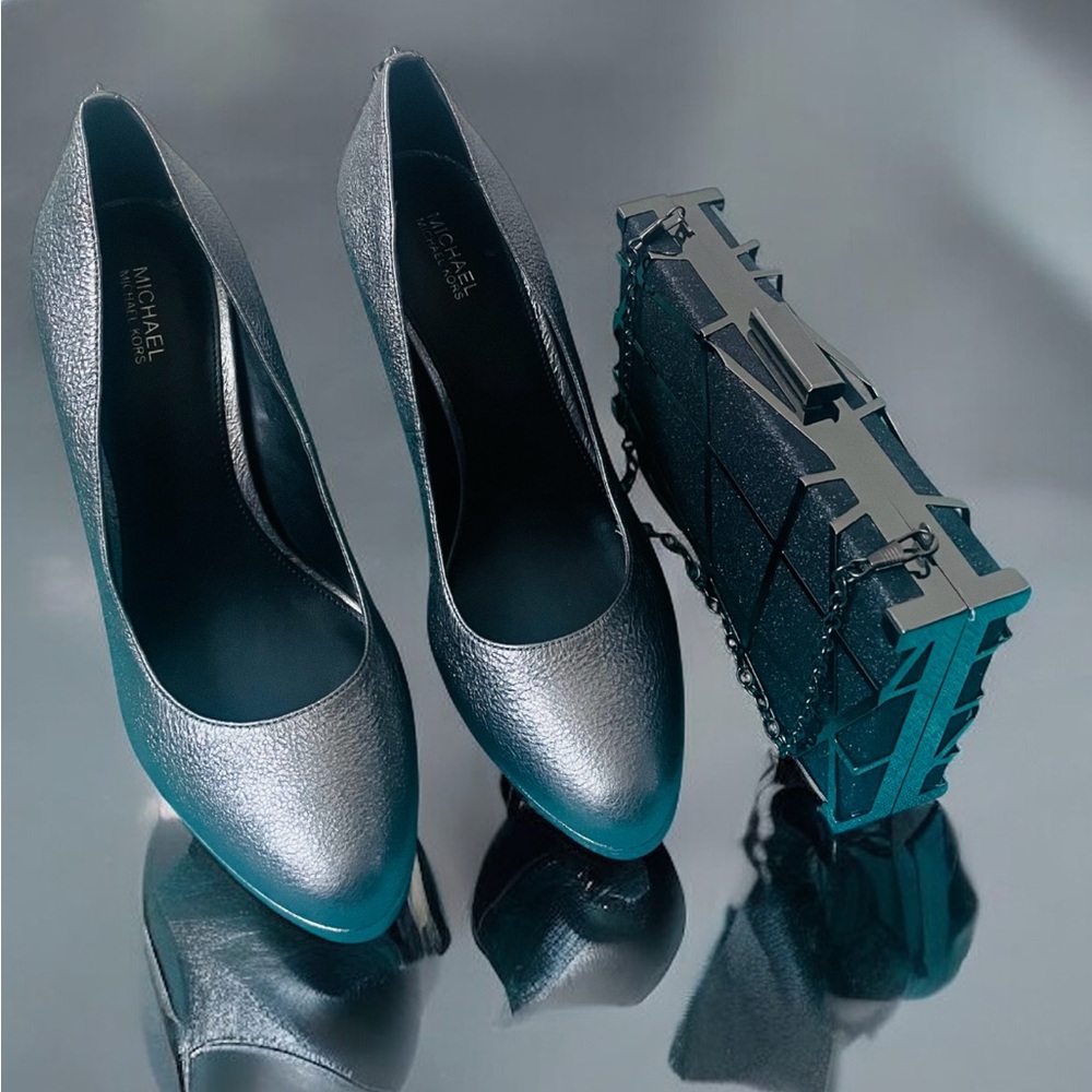 Michael Kors Shimmering Silver Pumps